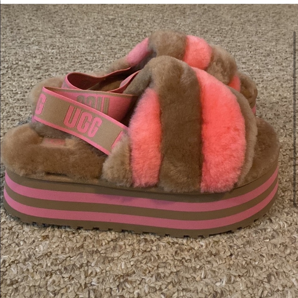 UGG fuzzy sandals